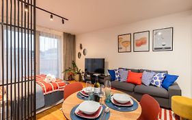 Urban Chic Residences
